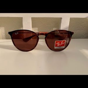 Ray-Ban Ericka Sunglasses